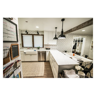 Modern White Brick Kitchen - Modern - Küche - Seattle - von Mutual ...
