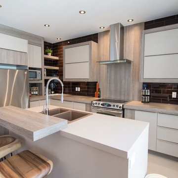 Modern yet transitional kitchen by Concept Dub