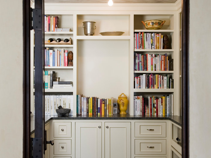 Pantry - Kitchen