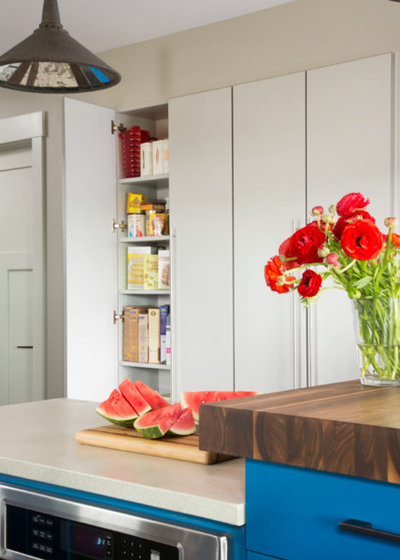 Transitional Kitchen by Red Pepper Design & Cabinetry