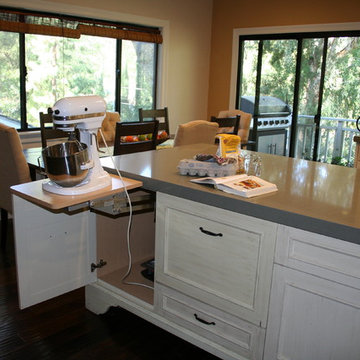 Movable kitchen island