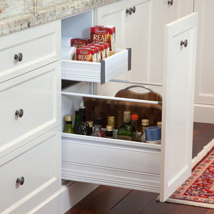 Traditional kitchen inspiration - Inspiration for a timeless dark wood floor kitchen remodel in Perth with shaker cabinets, white cabinets, granite countertops and gray countertops