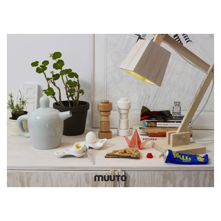 Muuto Wood Lamp & Plus Salt and Pepper Grinder - Scandinavian - Kitchen -  Kent - by Papillon Interiors | Houzz