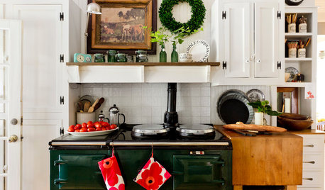11 Ways to Have a Beautiful Christmas on a Budget