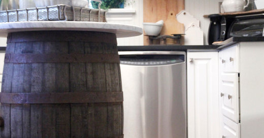 10 Creative Ways to Corral Wooden Barrels
