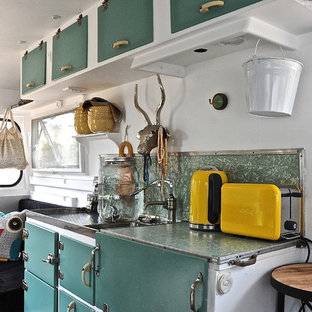 Inspiration for a bohemian kitchen in Adelaide.
