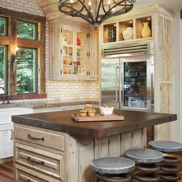 Naturally Luxe