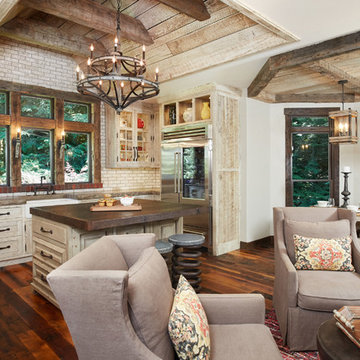 Naturally Luxe
