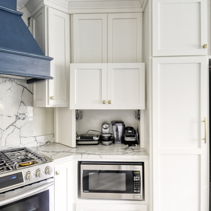 Navy And White Kitchen Photos & Ideas Houzz