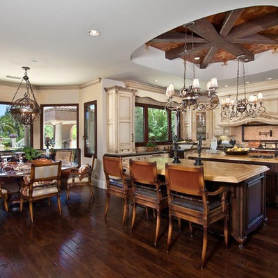 Eat-in kitchen - mediterranean eat-in kitchen idea in Orange County