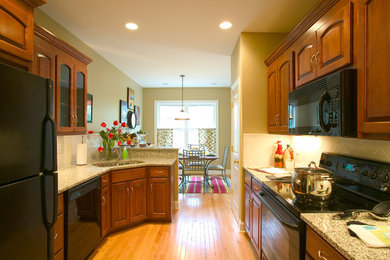 Photo of a classic kitchen in Bridgeport.