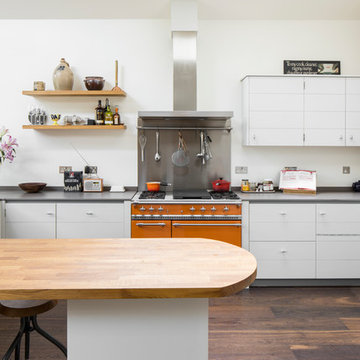 Neptune Limehouse Kitchen with Lacanche Range