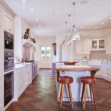 Neutral Country Kitchen with Fumed Oak Floor