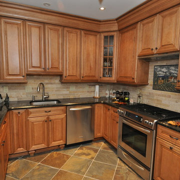 New Custom Kitchen Remodeling With New Cabinets