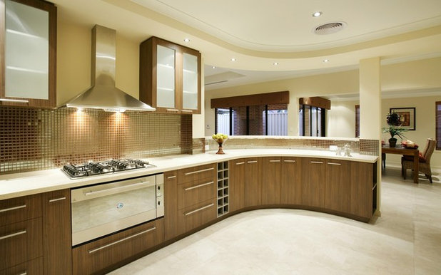Contemporary Kitchen by KAMAL PREET