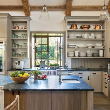 New England Stone Farmhouse in Los Angeles, CA