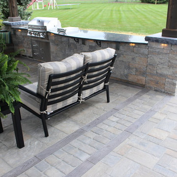 New Holland Outdoor Living Area & Kitchen