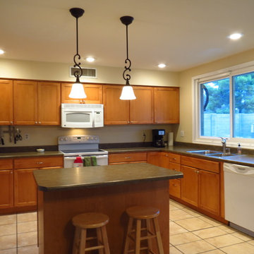 New kitchen Can Lights and Pendant Lights installed by Wiring Pros