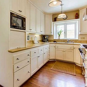 New Kitchen, Clean-Lined Style