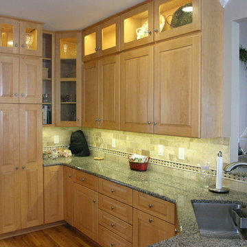 Stacked Upper Cabinets - Photos & Ideas | Houzz