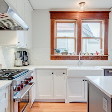 New Westminster/Queen's Park - Farmhouse Kitchen