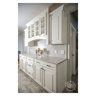 Windsor painted 2024 linen cabinets