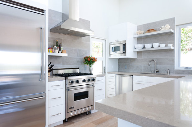 Contemporary Kitchen by Eric Aust Architect