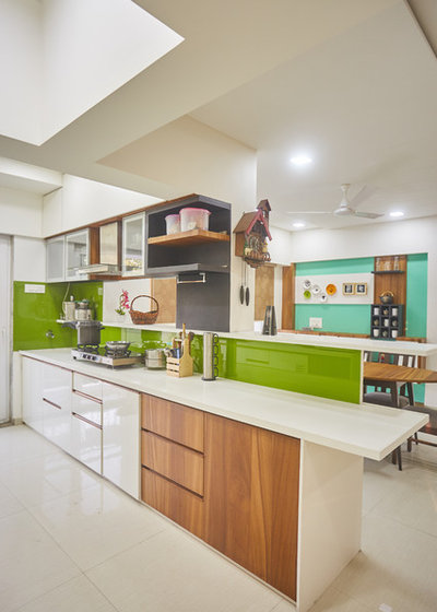 Contemporary Kitchen by atuljoshi i n n o v a t i o n s