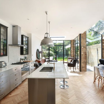 North London kitchen and side return