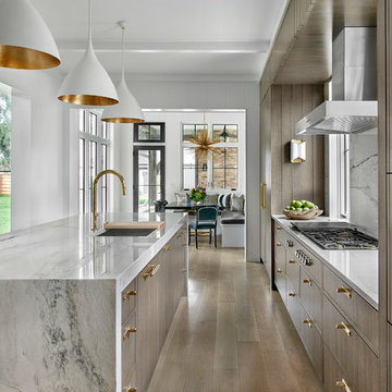 O'Brien Harris Clean and Contemporary Kitchen
