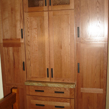Oak Shaker Cabinets