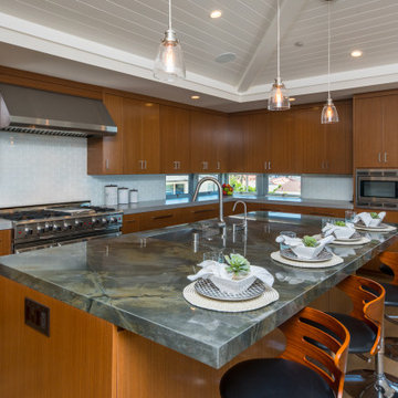 Ocean Drive - kitchen