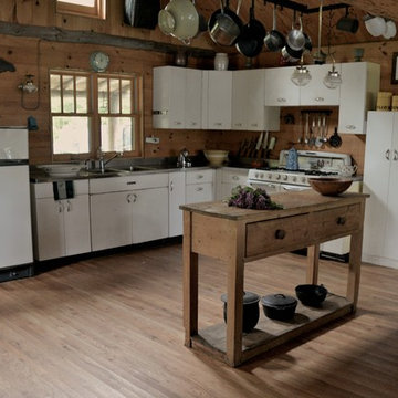 Off-the-grid retro white kitchen