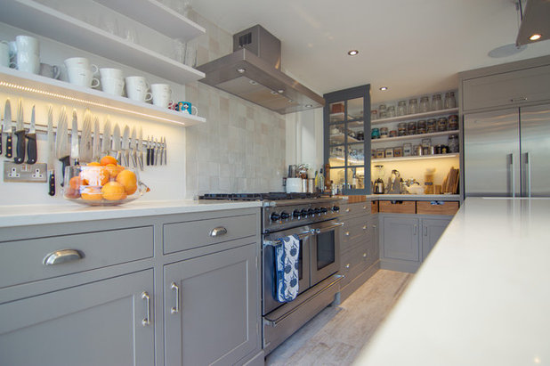Traditional Kitchen by Kingshill Furniture