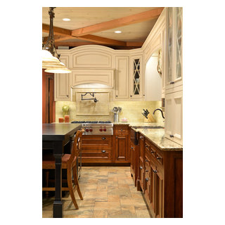 Old World/French Country kitchen - Classique - Cuisine - Atlanta - par