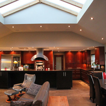Open Concept Great Room With Sky Roof