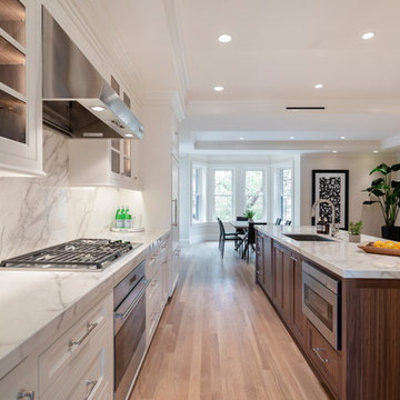 Open-Concept Kitchen and Dining Room