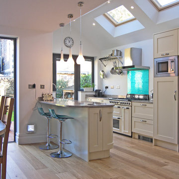 Open plan extension with office corner