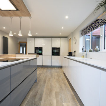 Open Plan High Gloss White and Mineral Grey Kitchen
