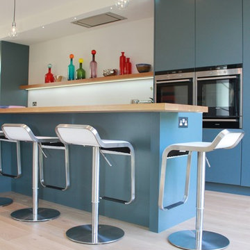 Open Plan Kitchen in Modern Blue