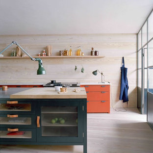 Inspiration för skandinaviska kök, med orange skåp