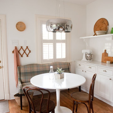 Round Table Bench Photos Ideas Houzz Round Table Bench Photos Ideas Houzz, Round Dining Table With Bench And Chairs