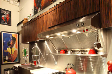 Kitchen - kitchen idea in Vancouver