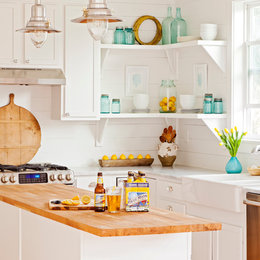 https://www.houzz.com/photos/our-work-beach-style-kitchen-charleston-phvw-vp~41808734