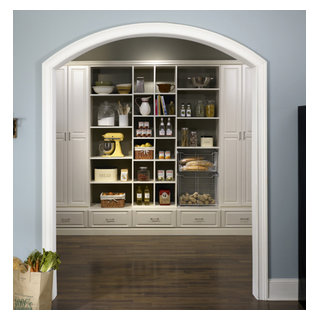 Our Work - Classique Chic - Cuisine - Chicago - par Shelving and Bath ...