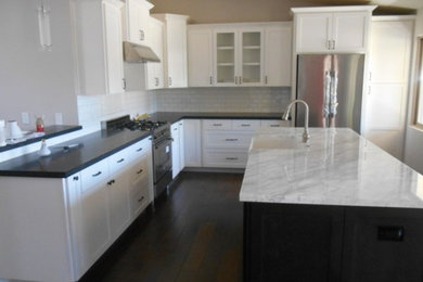 Example of an arts and crafts kitchen design in Phoenix