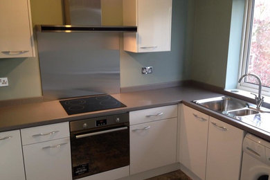 This is an example of a kitchen in Manchester.