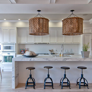 Kitchen - contemporary kitchen idea in San Francisco with shaker cabinets