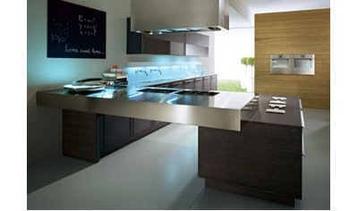 Modern Kitchen by Pedini Kitchens