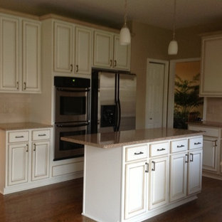 Painted Kitchen Cabinets | Houzz